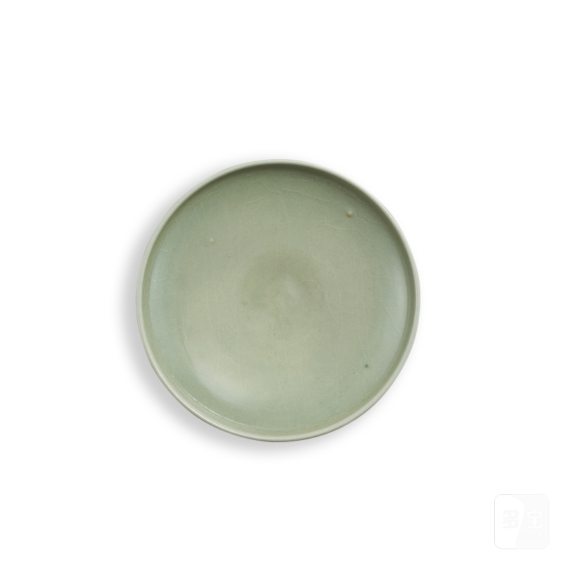 A Yaozhou moon-white-glazed dish, Northern Song - Jin dynasty | 北宋至金 耀州窰月白釉盤 - 图1